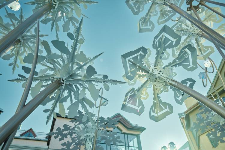 snowflake sculptures in Beaver Creek