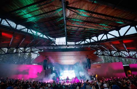 Apres at the Amp Ford Amphitheater Vail